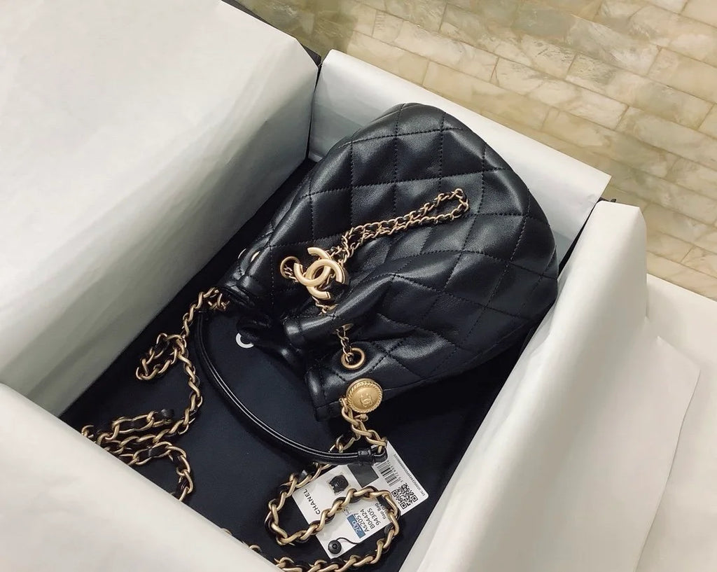 Black Bucket Bag P51830