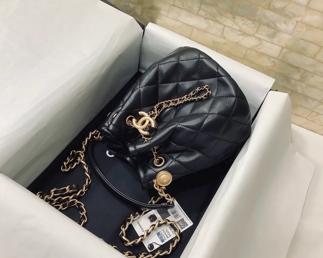 Black Bucket Bag P51830