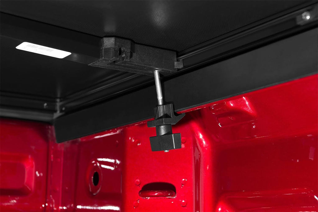 Tri-Fold Tonneau Cover P8884