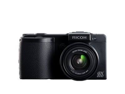 12.1 MP Compact Digital Camera with 3x Optical Zoom L4748