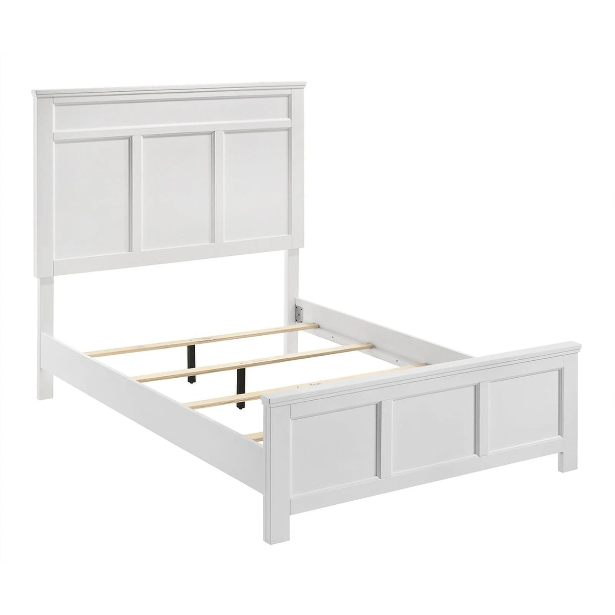 White Wood Full Bed P1617