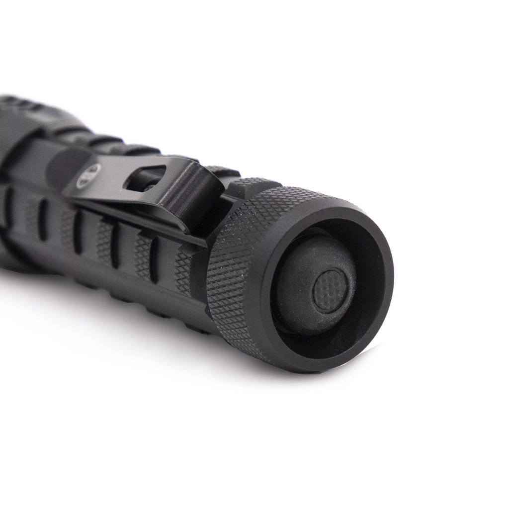 400 Lumen LED Flashlight O597