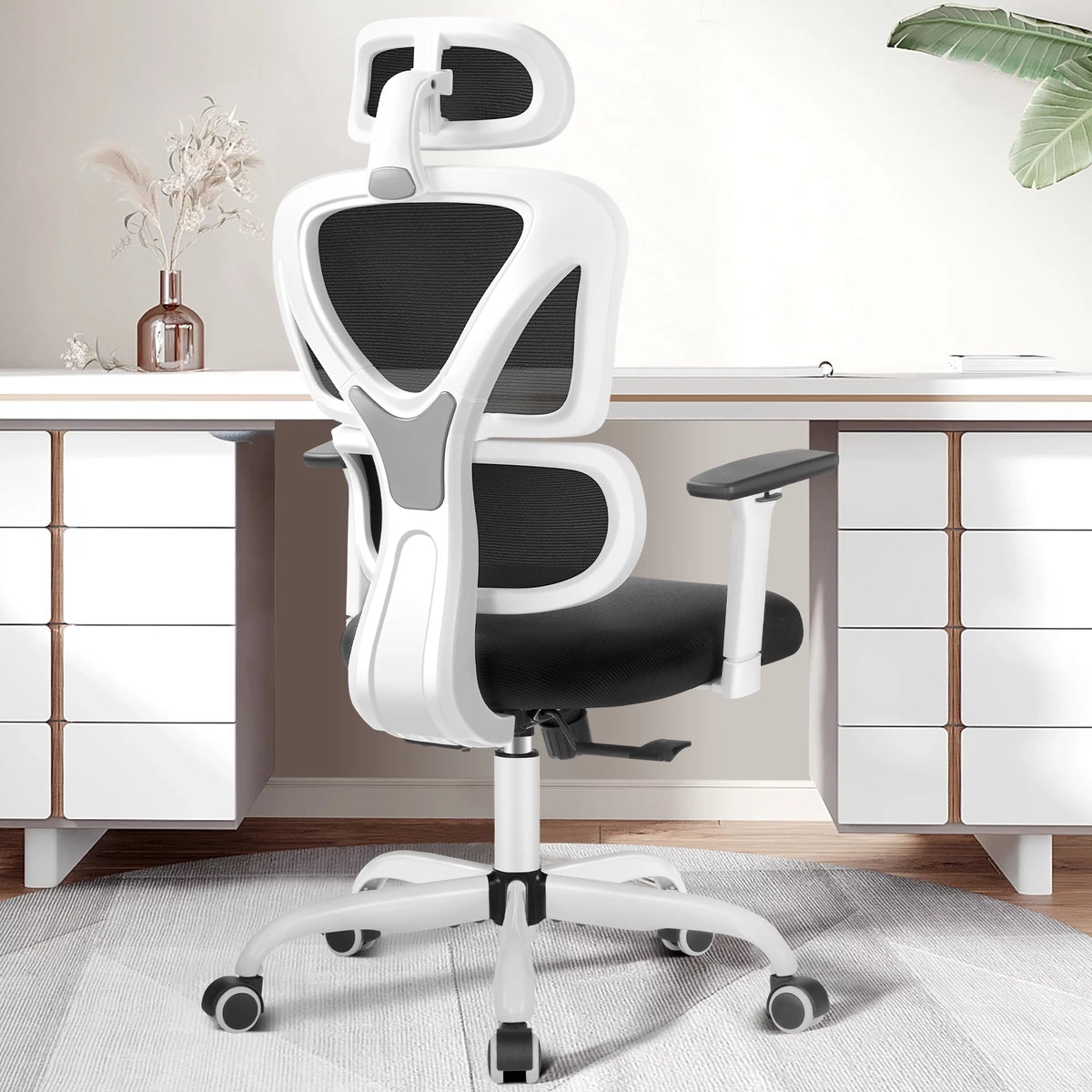 Black High Back Ergonomic Office Chair with Lumbar Support I92433