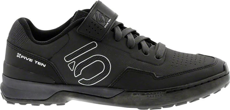 Carbon Black Lace Climbing Shoes B7882