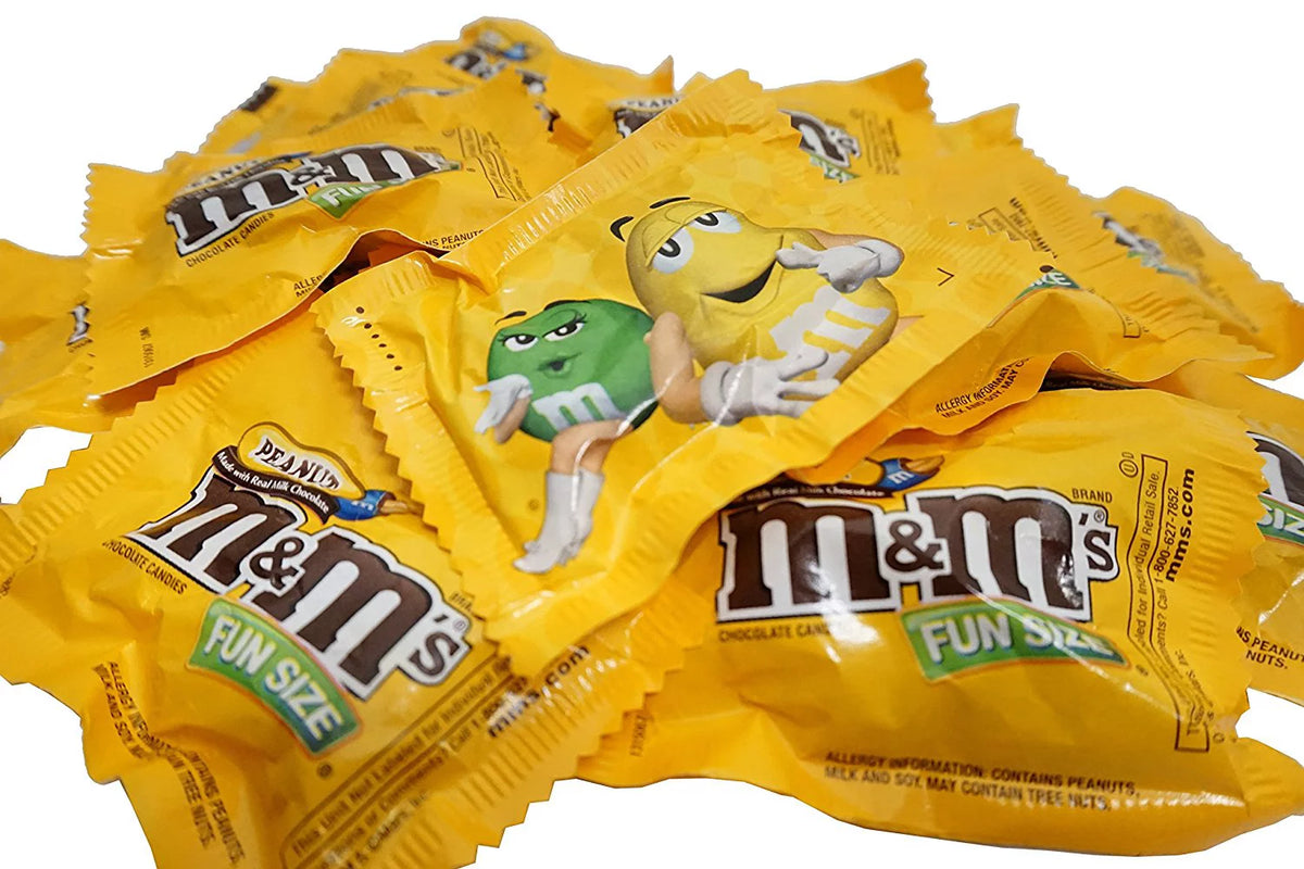 M&M's Peanut Chocolate Candy Fun Size Snacks, 5 LBs Bundle D184