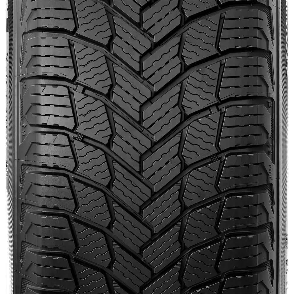 225/45R17 94H XL Winter Tire F6944