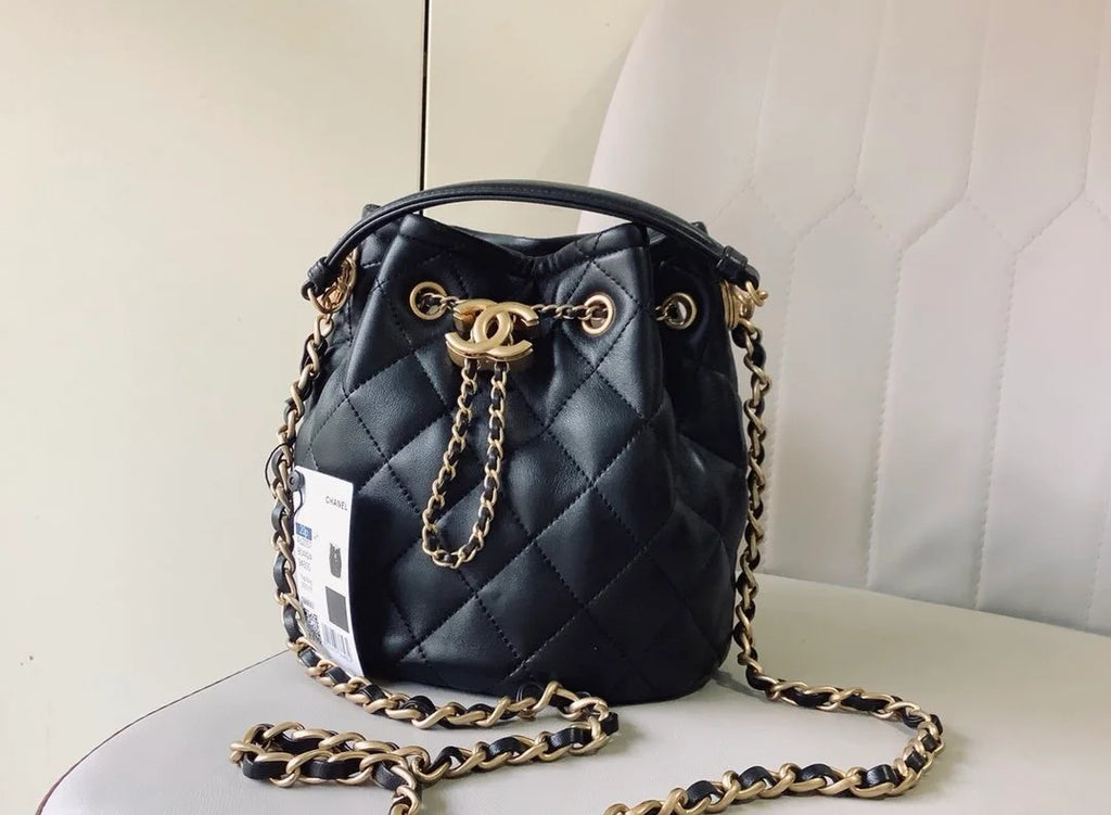 Black Bucket Bag P51830
